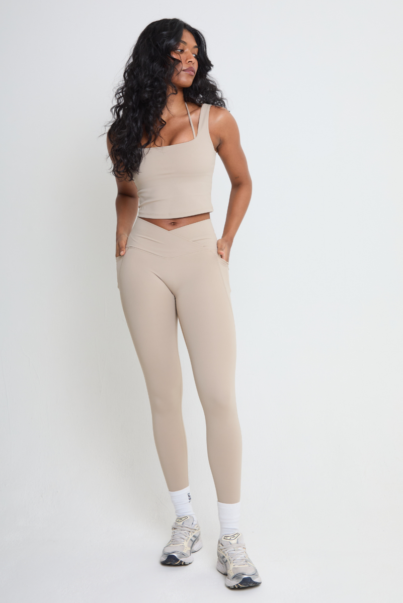 Active V Waist 7/8 Leggings - Sand Dune – SEFI