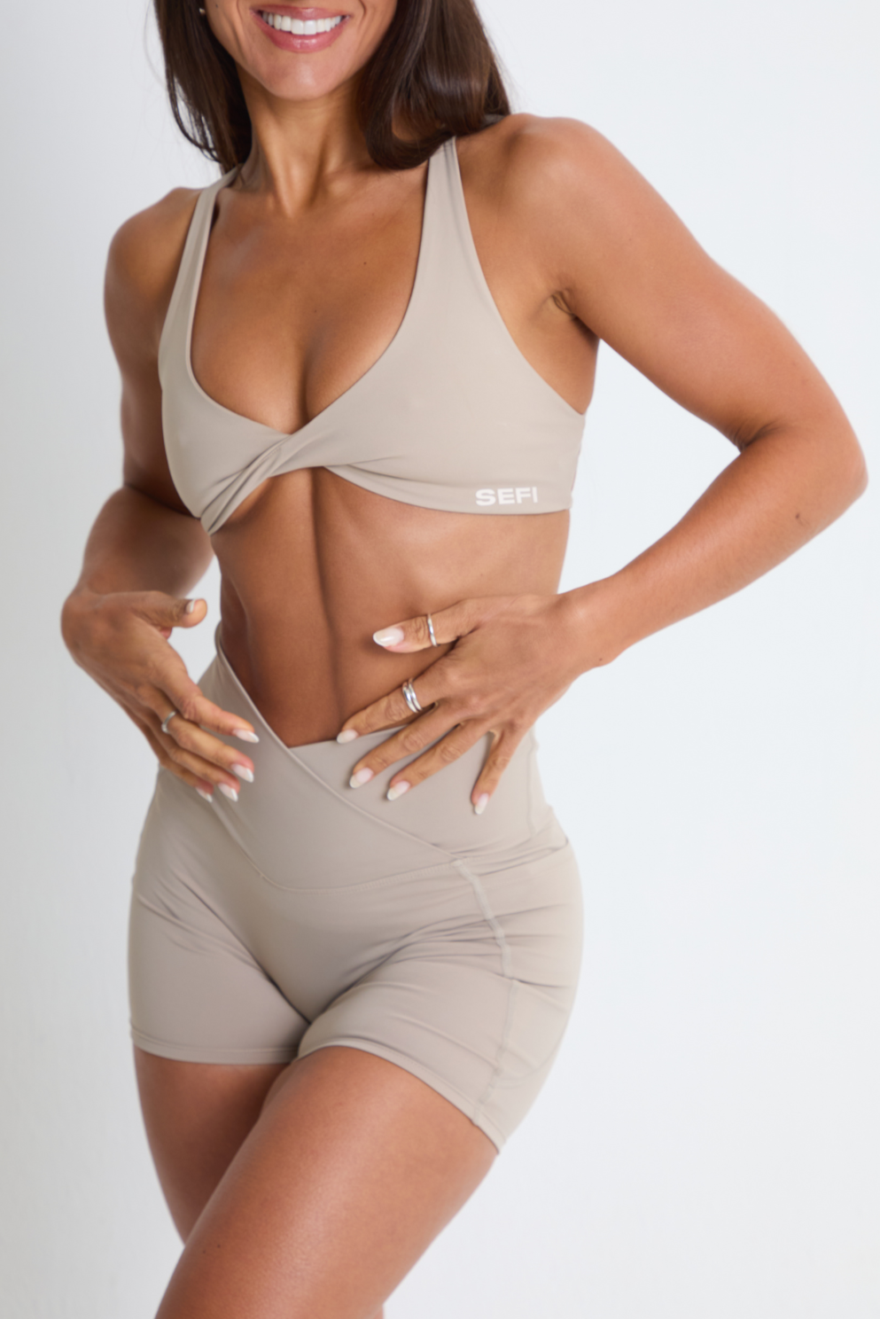 Active Halter Twist Bra - Sand Dune