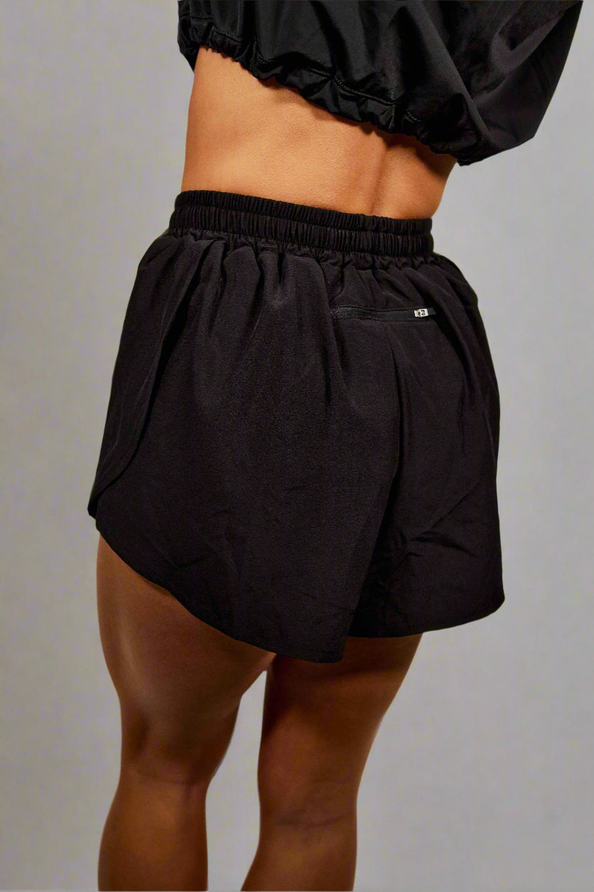 【optstuff】'CREW SHORTS' BLACK ADIDAS OLPC Short IZ2548 - Shiekh