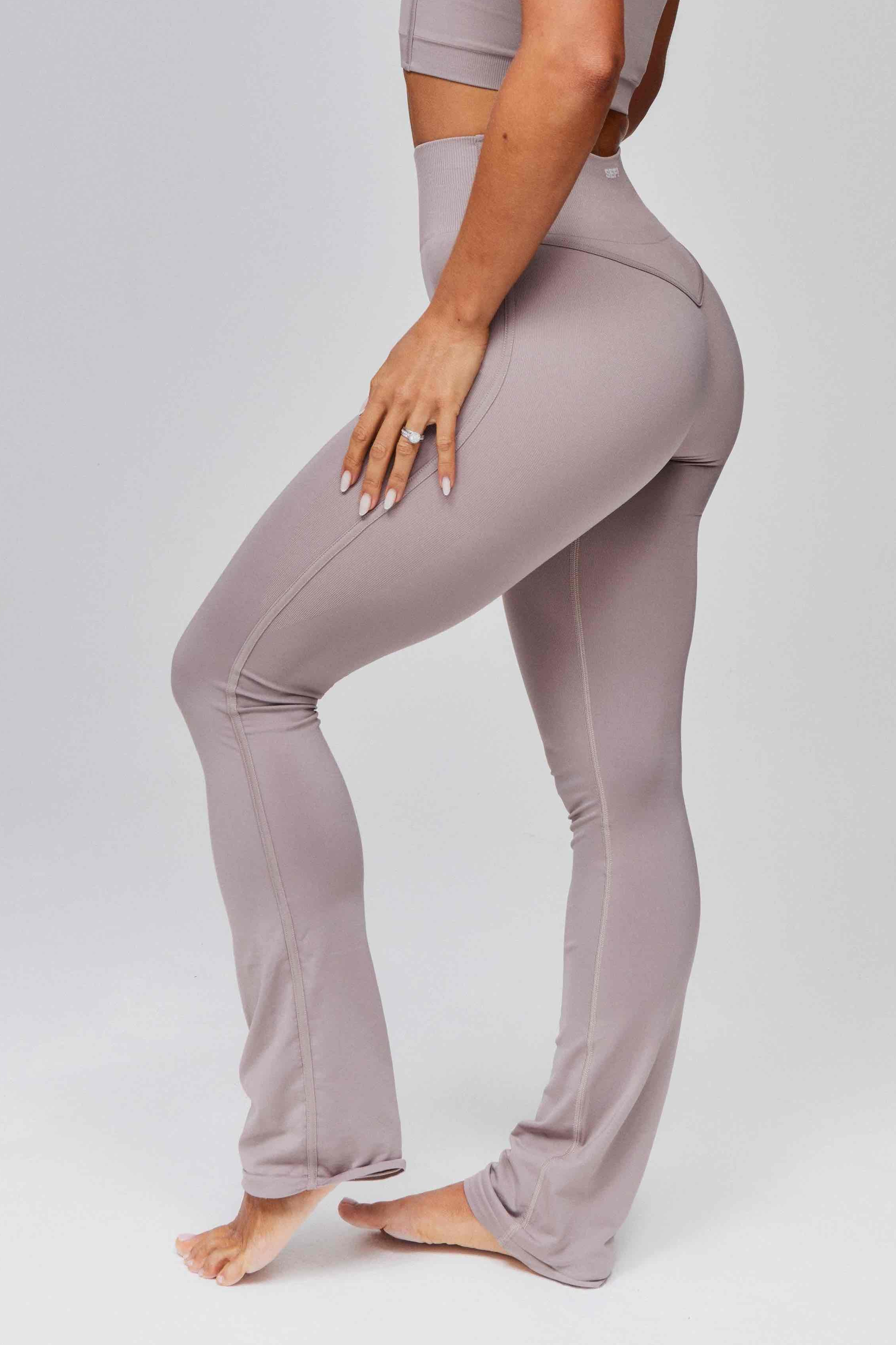 Butterluxe Contour Flared 7/8 Leggings - Fig Glaze